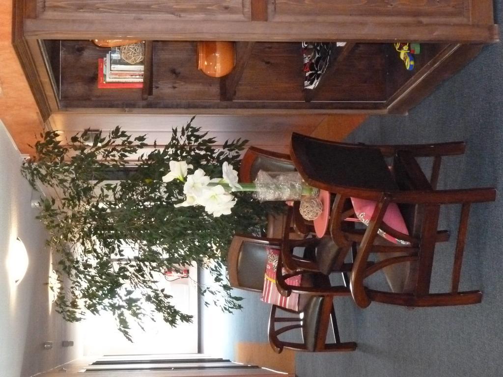 Hotel La Colombiere Cantal Massiac Esterno foto