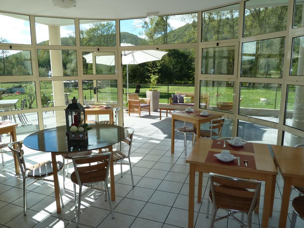 Hotel La Colombiere Cantal Massiac Esterno foto