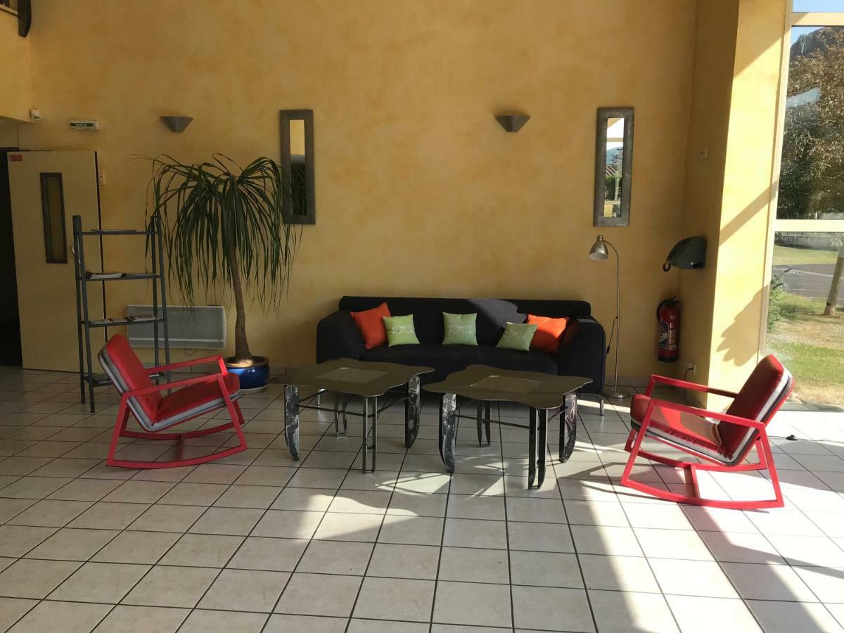 Hotel La Colombiere Cantal Massiac Esterno foto